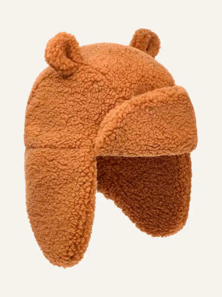UGGFLUFF TRAPPER LUE - CHESTNUT by Ugg - Tilbehør. 2026, 2604, Accessories, ansattrabatt, Barn, Barn-unisex, Brando, brando-no, brandokids, GADexclude, Gutt, Jente, mottatt30dager, opprettetsiste2måneder, Rabattkode, SHLP
