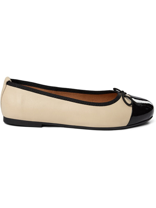 Lucy ballerina - beige/black Pavement