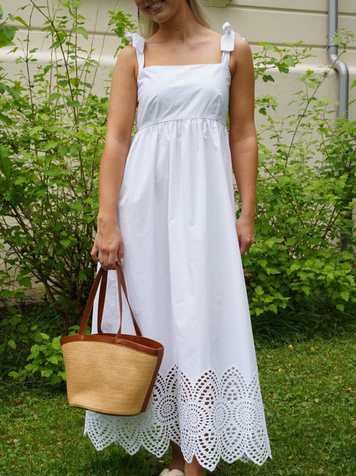 Kolo poplin charm kjole - brilliant white by 2ND Day - Kjoler. 1+lagerStrømmen, 1+lagerTrondheimTorg, 2026, 2601, ansattrabatt, Brando, brando-no, Dame, Dresses, Pentøy, Publisert, Publisertsiste2måneder, Rabattkode, SHLP, YGroup_kolopoplincharmkjole