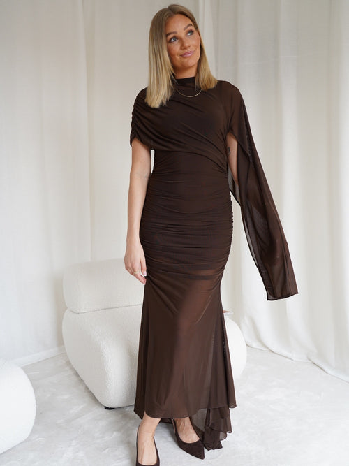 Allegra kjole - brown by Helene Studios - Kjoler. 1+lagerHovedlager, 1+lagerJekta, 1+lagerSirkus, 1+lagerStrømmen, 1+lagerTrondheimTorg, 2026, 2604, ansattrabatt, Brando, brando-no, Dame, Dresses, mottatt30dager, opprettetsiste2måneder, Pentøy, Publisert, Publisertsiste2måneder, Rabattkode, SHLP, YGroup_allegrakjole