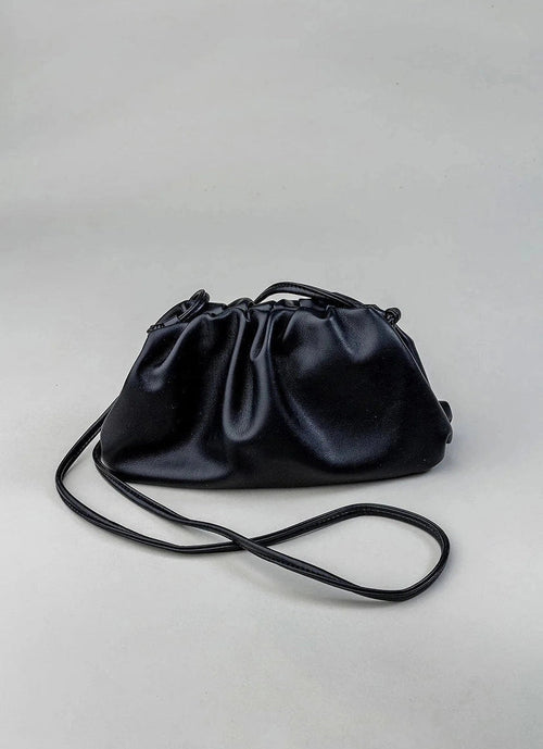 Dumpling bag - black BOW19