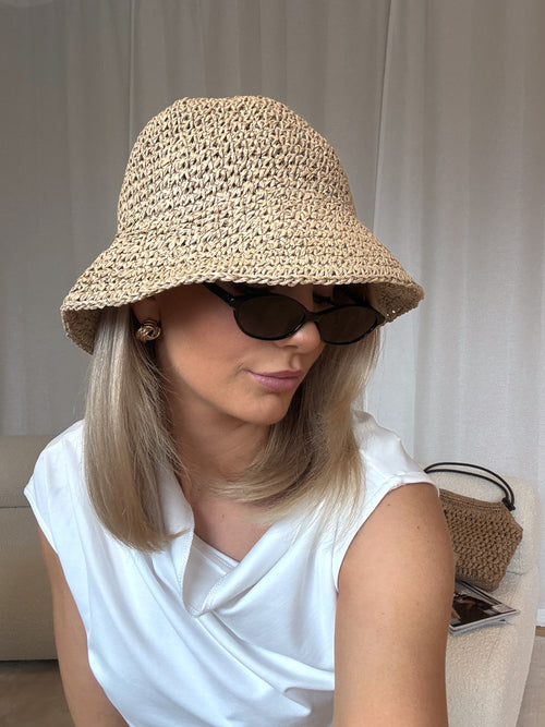Raffia crochet bucket hat - starfish beige by Day ET - Tilbehør. 1+lagerTriaden, 2026, 2602, Aldrihattlager, ansattrabatt, Bags, Brando, brando-no, Dame, Maikampanje26dame, mottatt30dager, Pentøy, Publisert, Rabattkode, SHLP, YGroup_raffiacrochetbuckethat