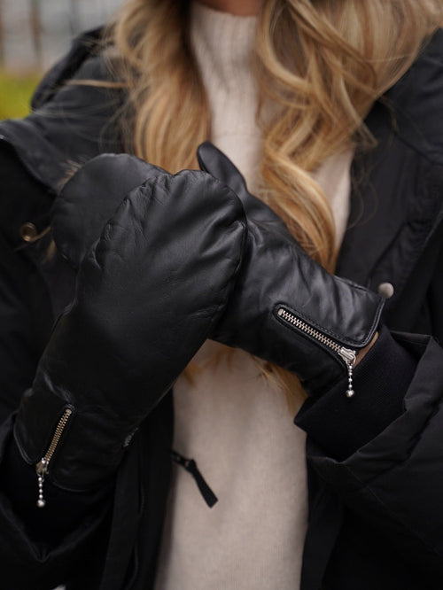 Paris votter - black by HESTRA - Tilbehør. 2026, 2604, Accessories, ansattrabatt, Brando, brando-no, Dame, mottatt30dager, no-segment, opprettetsiste2måneder, SHLP, Unisex