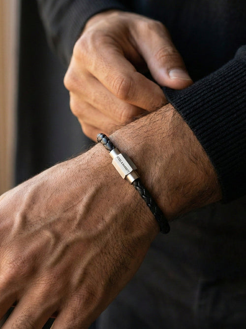 Leather Bracelet Luke Landon - Black/silver by Steel & Barnett - Tilbehør. 2026, 2601, Accessories, Brando, brando-no, Herre, mottatt30dager, Nyhet, SHLP