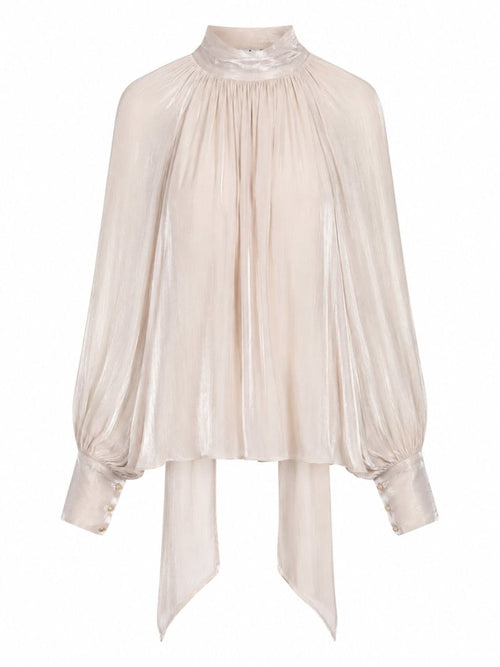 Knytebluse i sateng - cream by From Paris With Love - Bluse. 2026, 2603, ansattrabatt, Brando, brando-no, Dame, mottatt30dager, opprettetsiste2måneder, Pentøy, Rabattkode, SHLP, Tops