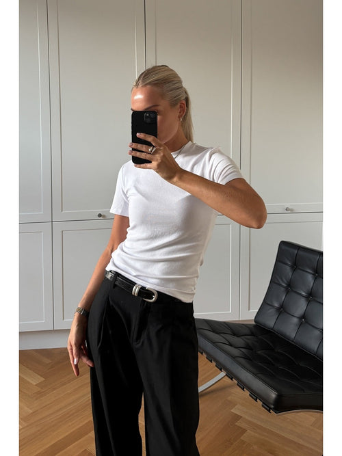 Lidie t-skjorte white - på modell