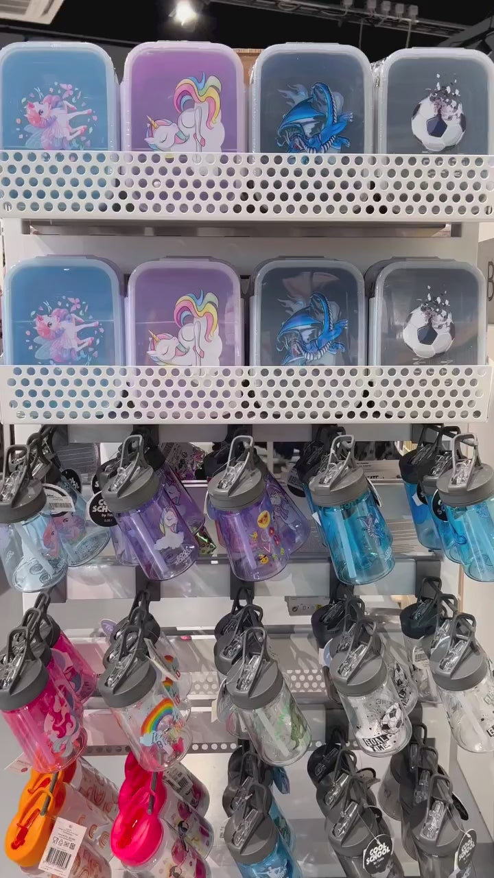 Brando Kids: Nå har vi fått påfyll igjen av de supre matboksene og drikkeflaskene fra @papirkompaniet !🤩 Perfekt til å ha med seg på 