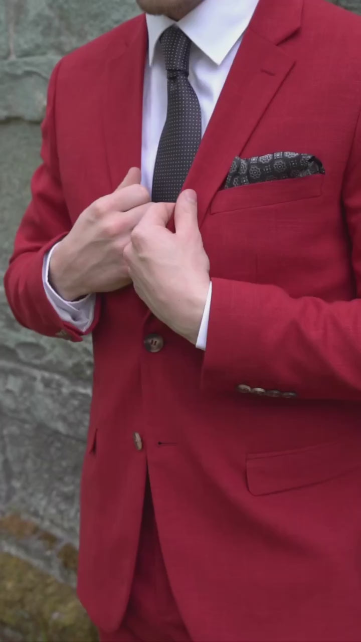 Brando: Dress to impress 👔✨ Ser du etter det perfekte antrekket til konfirmasjon eller bryllup i sommer? Sjekk ut denne råkule r