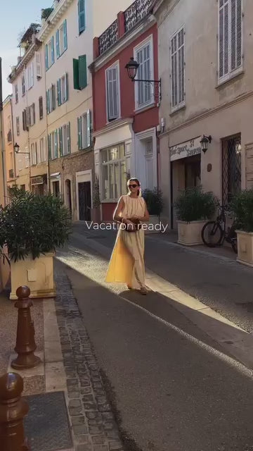 Brando: Vacation mode activated✈️☀️🌴 

#trending #helenestudios #vacation #summeroutfits