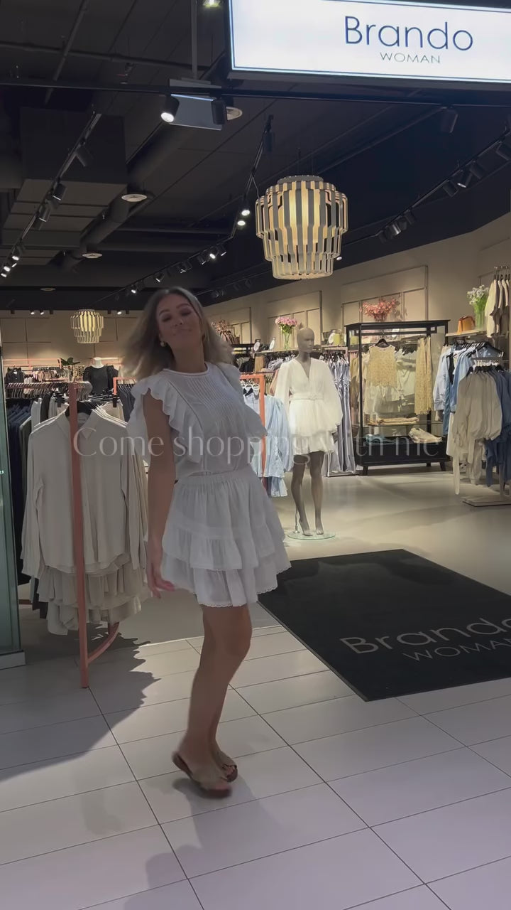 Brando: Come shopping✨

#sommerkjoler #trending #shopping #fashion