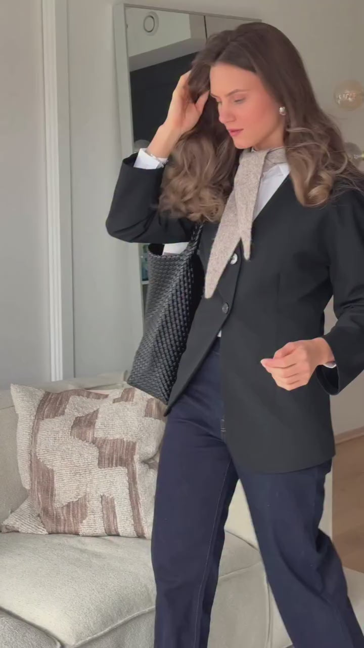 Brando: Coming home from work looking like…☕️🍂