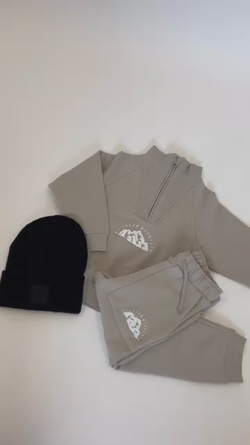 Brando Kids: New in 🤍 Obie genser og bukse fra Name it!