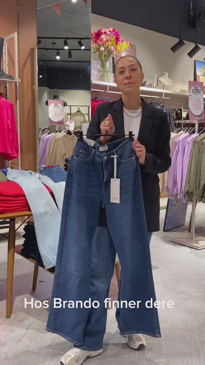 Brando: Vi elsker IVY Copenhagen!👖Komfortable og stilige jeans i mange ulike varianter. Sjekk ut hele utvalget på Brando.no og f