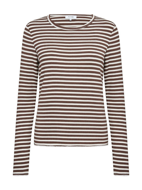 Brun og offwhite stripet genser i tynn rib med rund hals og lange ermer, sett forfra