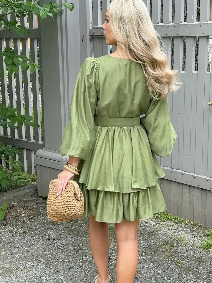 Brando: Tinkerbell era💚✨

#abinadress #golightly #summerdress #trending