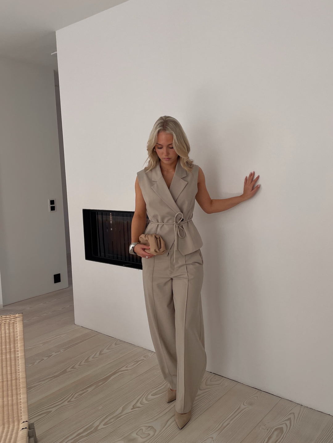 Brando: Matching✨

Vi elsker matchende sett, og vi elsker dette fra MbyM🤍 Pija bukse og evelora vest✨

#matchingset #mbym #match