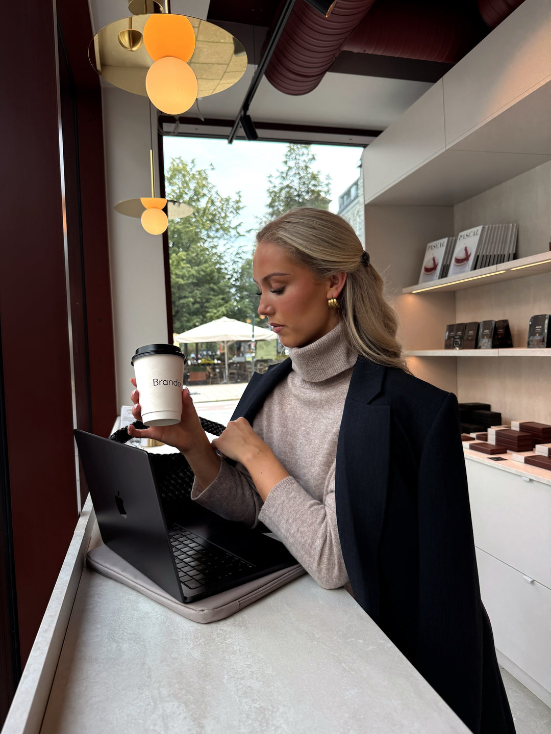 Brando: Ready for work sessions at a cafe this fall🍂💻

#backtowork #backtoschool #trending #ootd #brandono