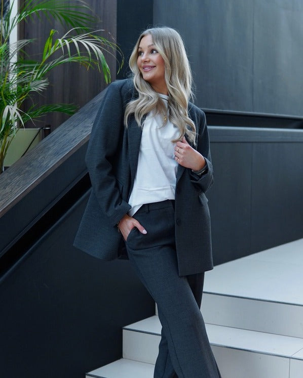 Brando: In LOVE🤩 Vi elsker Rita dress fra @selectedfemme! Finnes i 4 ulike farger.

Klikk deg inn på Brando.no for å sjekke ut h