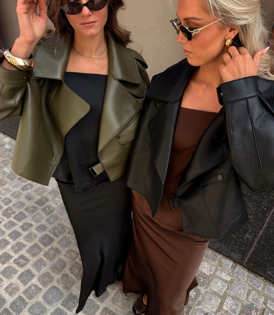Brando: Obsessed with these sets✨

#satinsets #leatherjacket #fallstyle #newin #trending