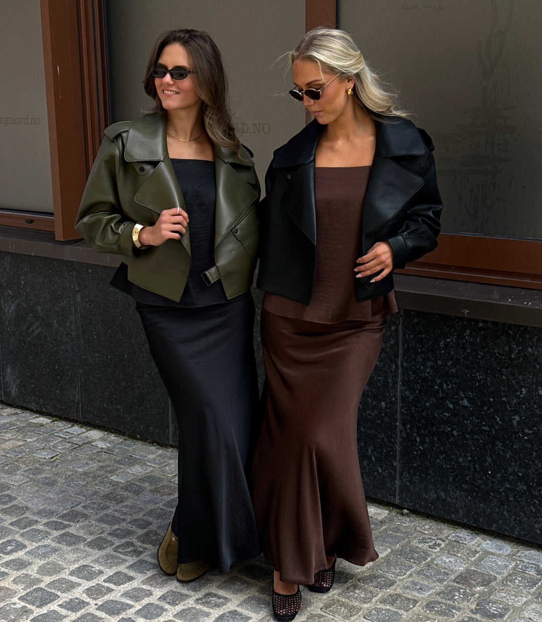 Brando: Obsessed with these sets✨

#satinsets #leatherjacket #fallstyle #newin #trending