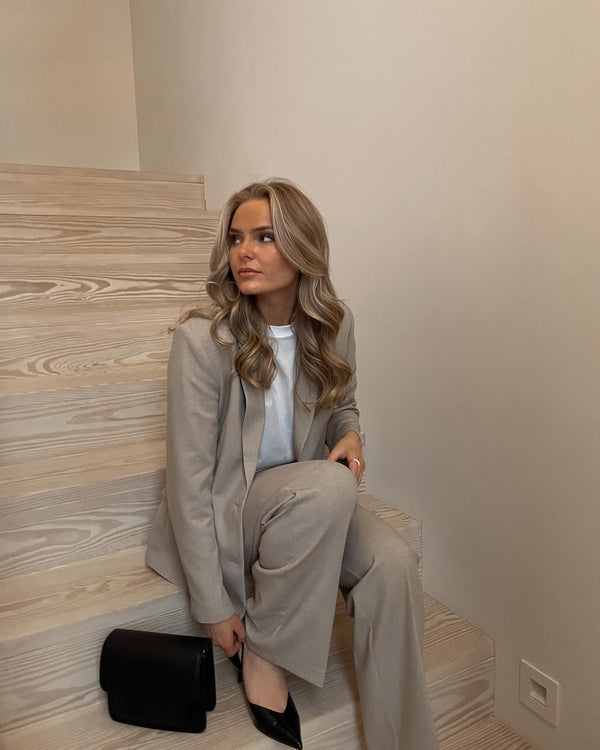 Brando: Nyhet! Rita dress har kommet i den perfekte beige-fargen! 🧋🤎 #MustHave