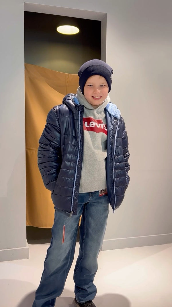 Brando Kids: Kule antrekk fra Levis!🤩 Stilige klær i god kvalitet med sin velkjente batwing logo!🙌🏻6-14år
.
@brandokids.no #brandokid