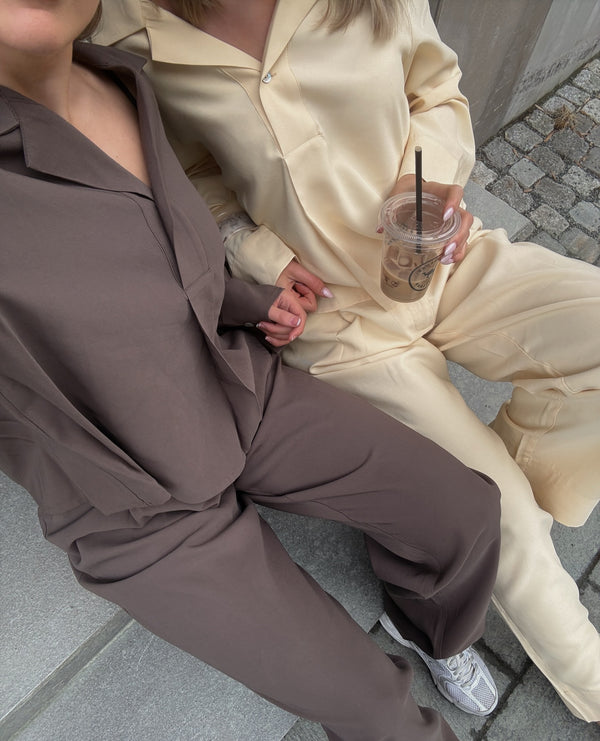 Brando: Matching with bestie✨

Elio top og Daniello pant🤎💛

#match #news #mbym