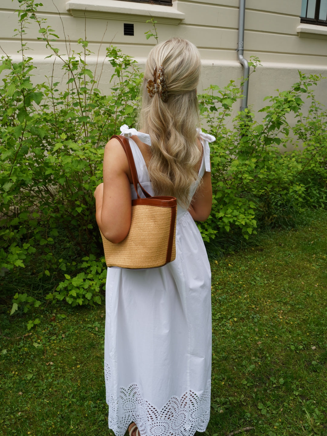Brando: Fill up your bag for summer🧡🌻

#summertrend #hvisk #2ndday #trending