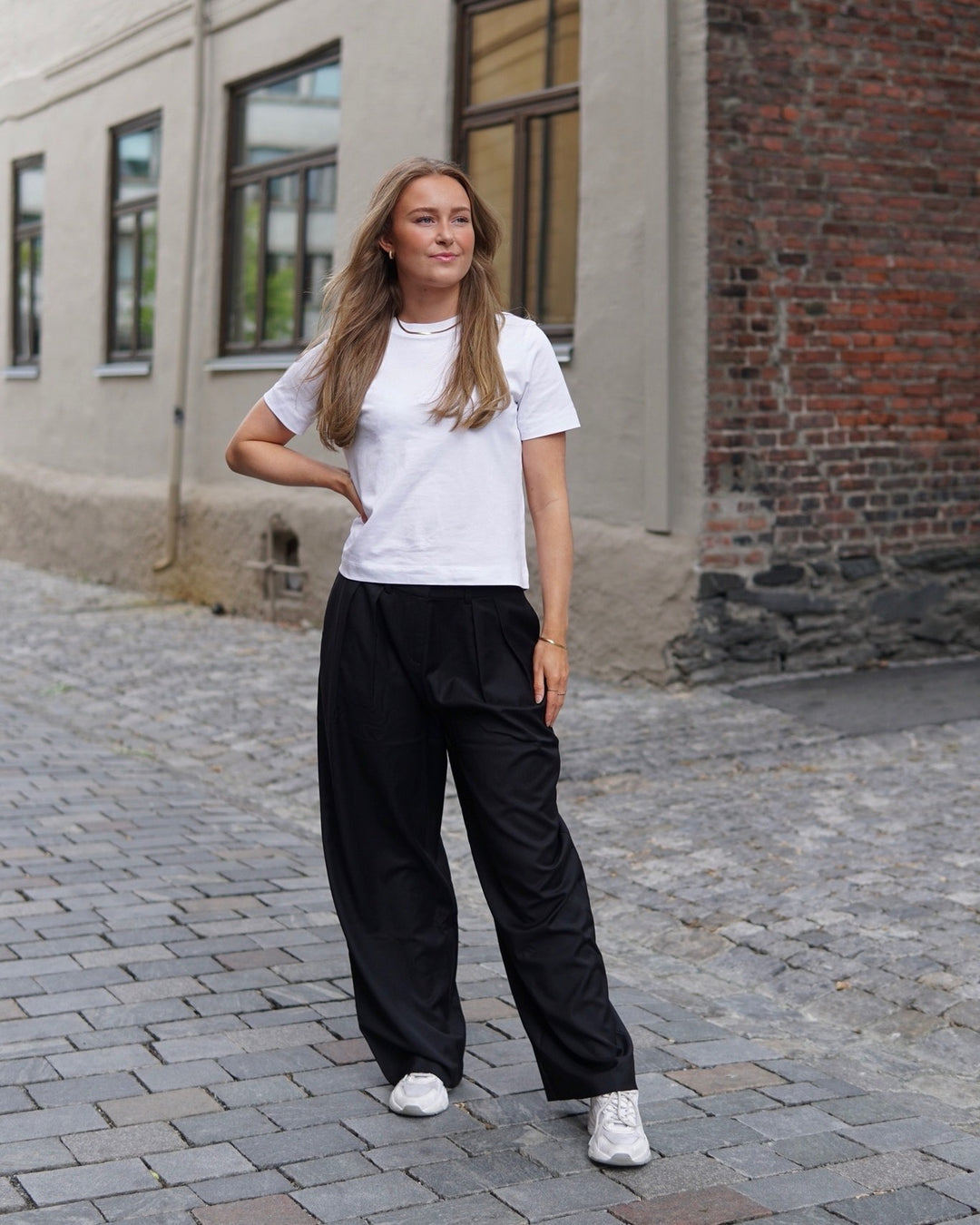 Brando: NEW IN 🤩 Vi elsker denne råstilige nyheten fra @@helene__studios!

Sjekk ut lana bukse og andre nyheter på Brando.no

#h