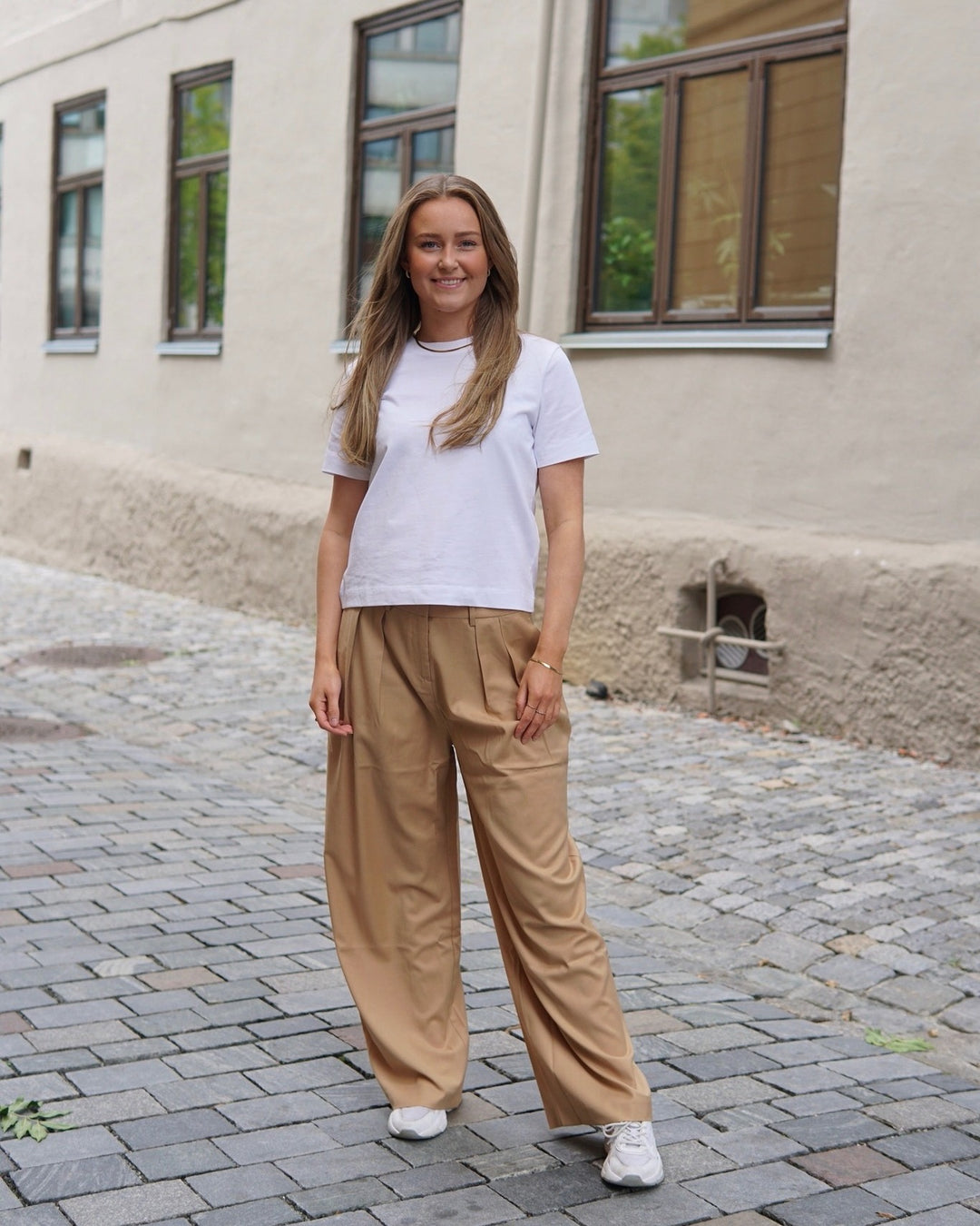 Brando: NEW IN 🤩 Vi elsker denne råstilige nyheten fra @@helene__studios!

Sjekk ut lana bukse og andre nyheter på Brando.no

#h