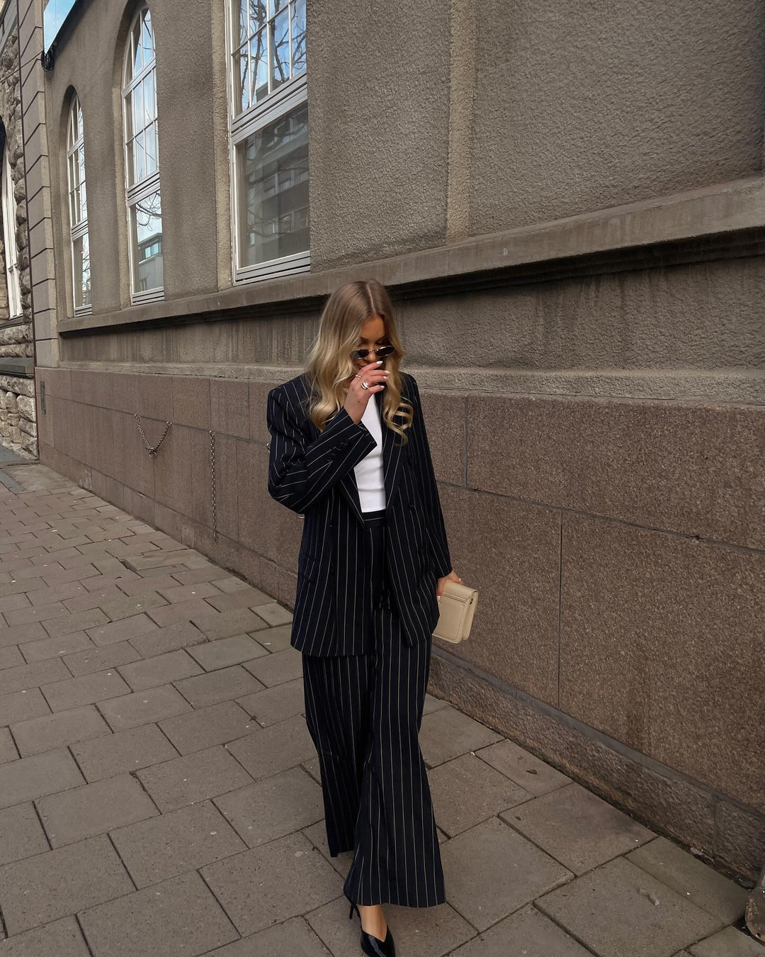 Brando: Denne dressen med vide ben er alt du trenger for å heve stilen din! 🔥 #Nyhet #SuitUp #HeleneStudios