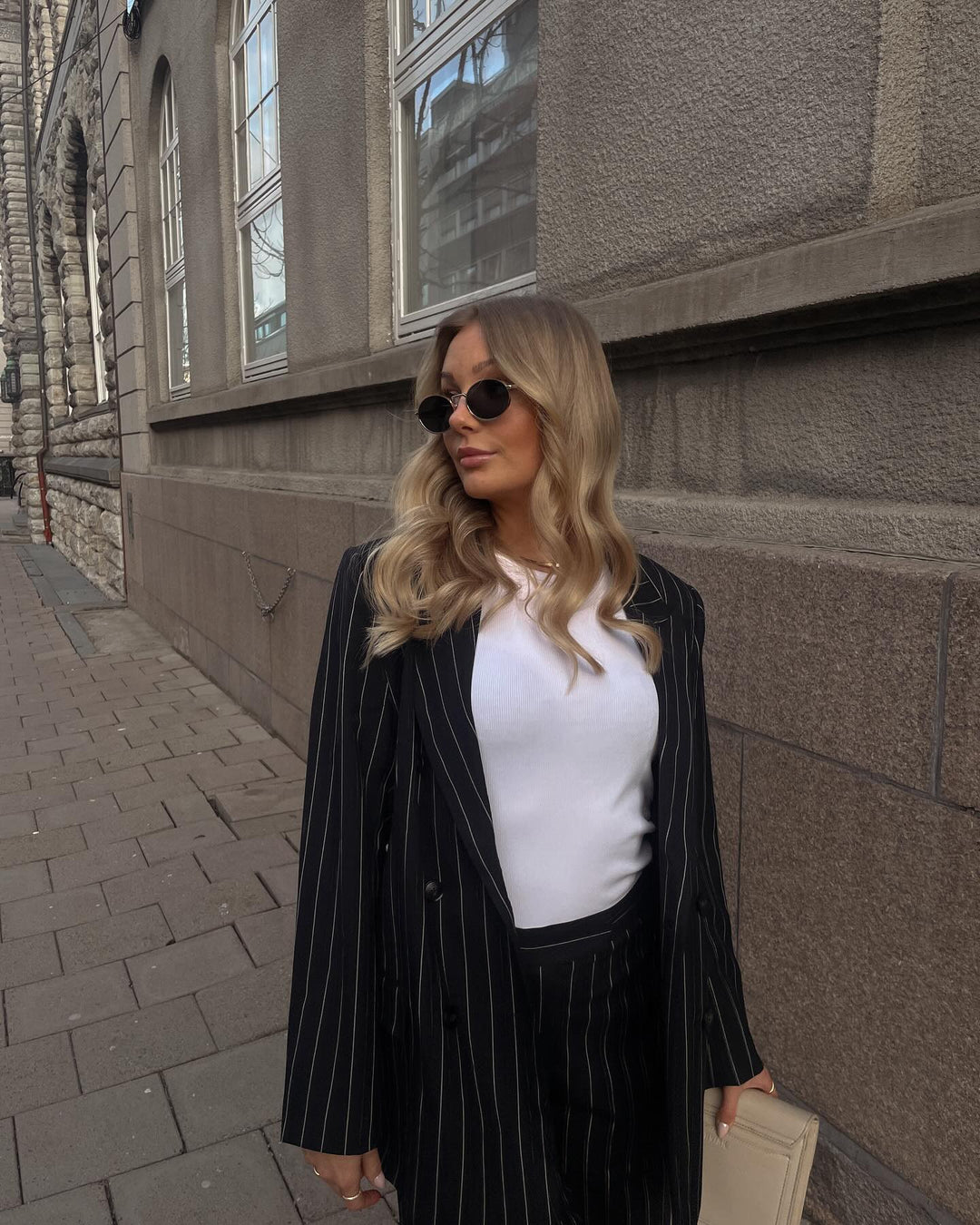 Brando: Denne dressen med vide ben er alt du trenger for å heve stilen din! 🔥 #Nyhet #SuitUp #HeleneStudios