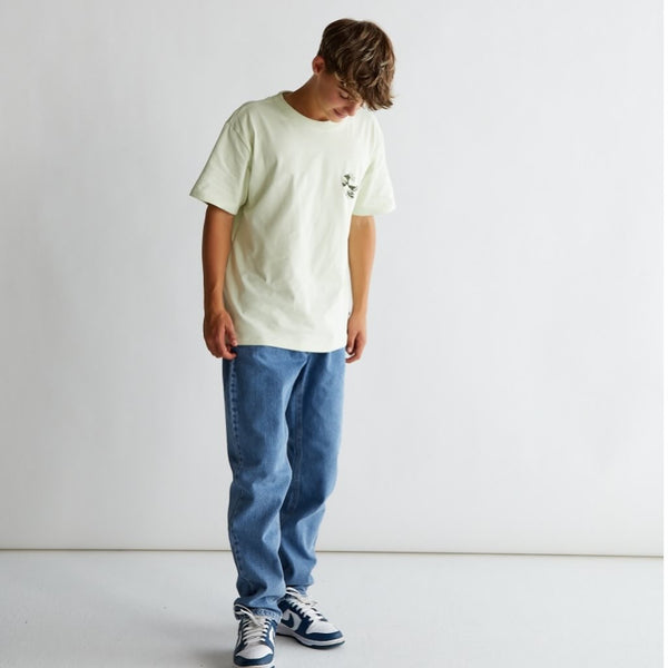 Brando Kids: Vihar fått inn de kuleste jeansene fra GRUNT til de største gutta!🤩 Nytt merke hos oss som vi har gledet oss masse til å