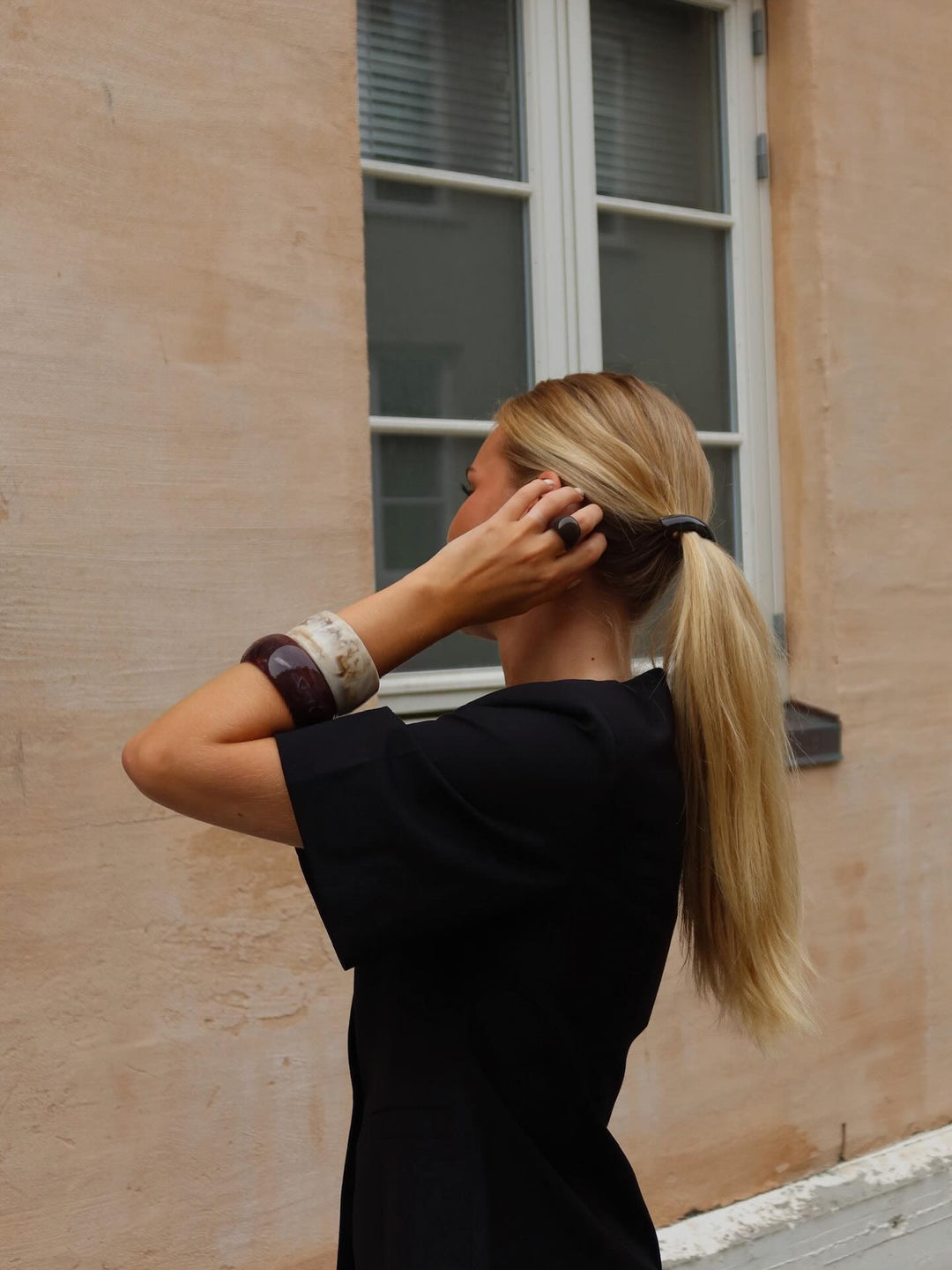 Brando: ✨ Nytt merke – BOW19 details ✨
Armbånd, vesker, ringer og tilbehør som gjør looken din komplett.