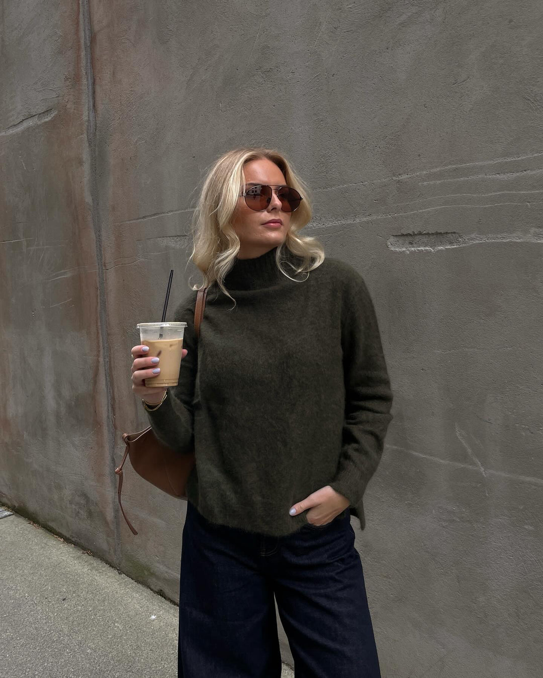 Brando: Klar for høstdager i myk genser fra Six Ames 🧡 #Brando #newin