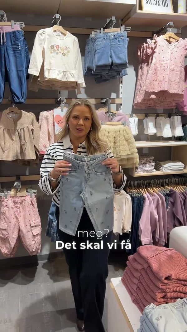 Brando Kids: Mina styler antrekk til jente mini🤍