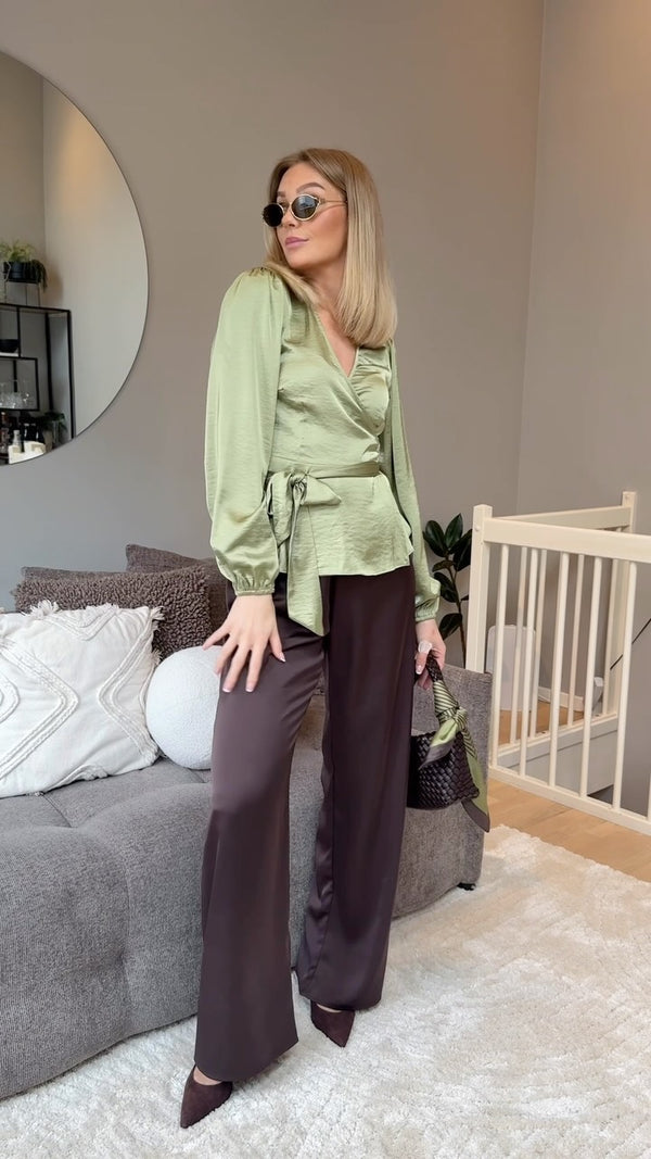 Brando: New favorite color combo for fall🫒🤎

#olivegreen #trending #fallstyle #brandono