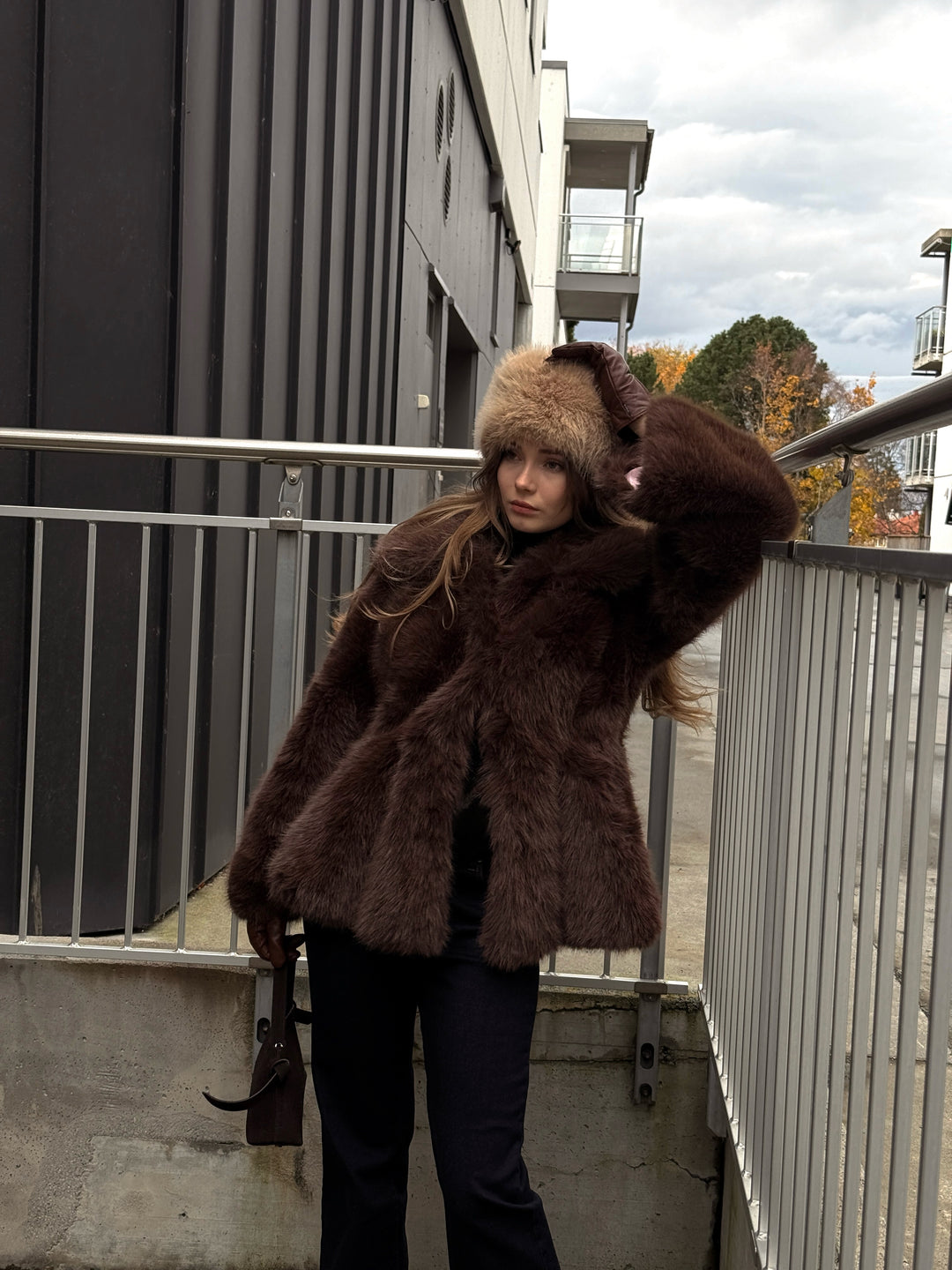 Brando: FAUX FUR SEASON🦁🍂

#fauxfur #clermonte #fuskepels #trending #brandono