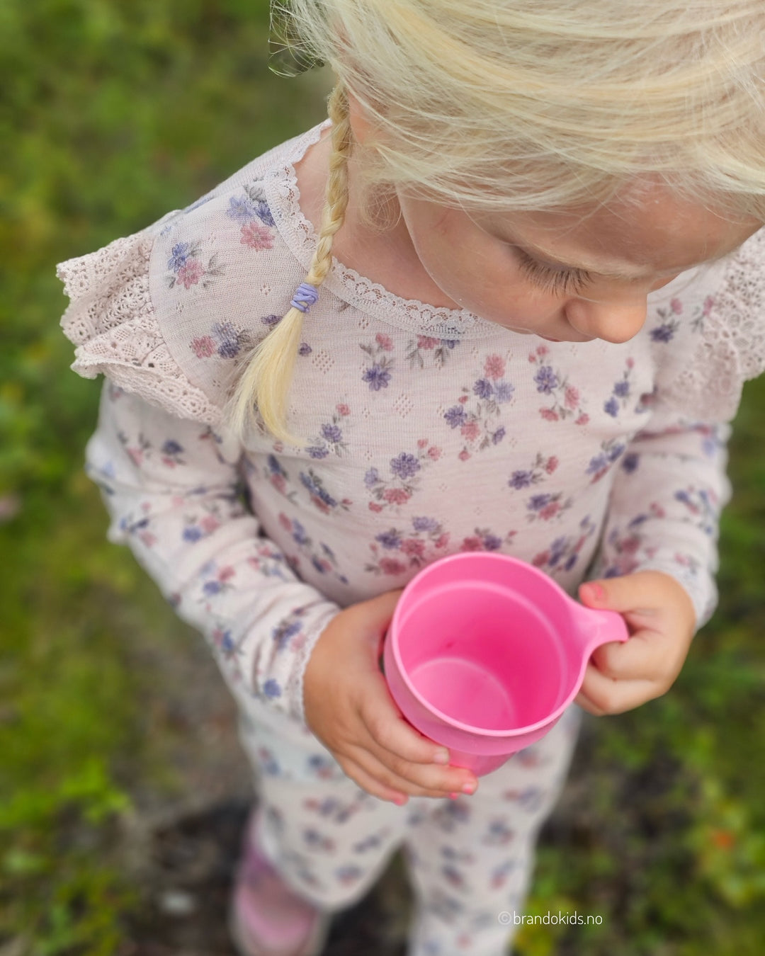 Brando Kids: Hvor nydelig er ikke dette fine ullet fra Name it?🤩 Vi har body str.50-80 og topp str.86-110 med de fine blondene på sku
