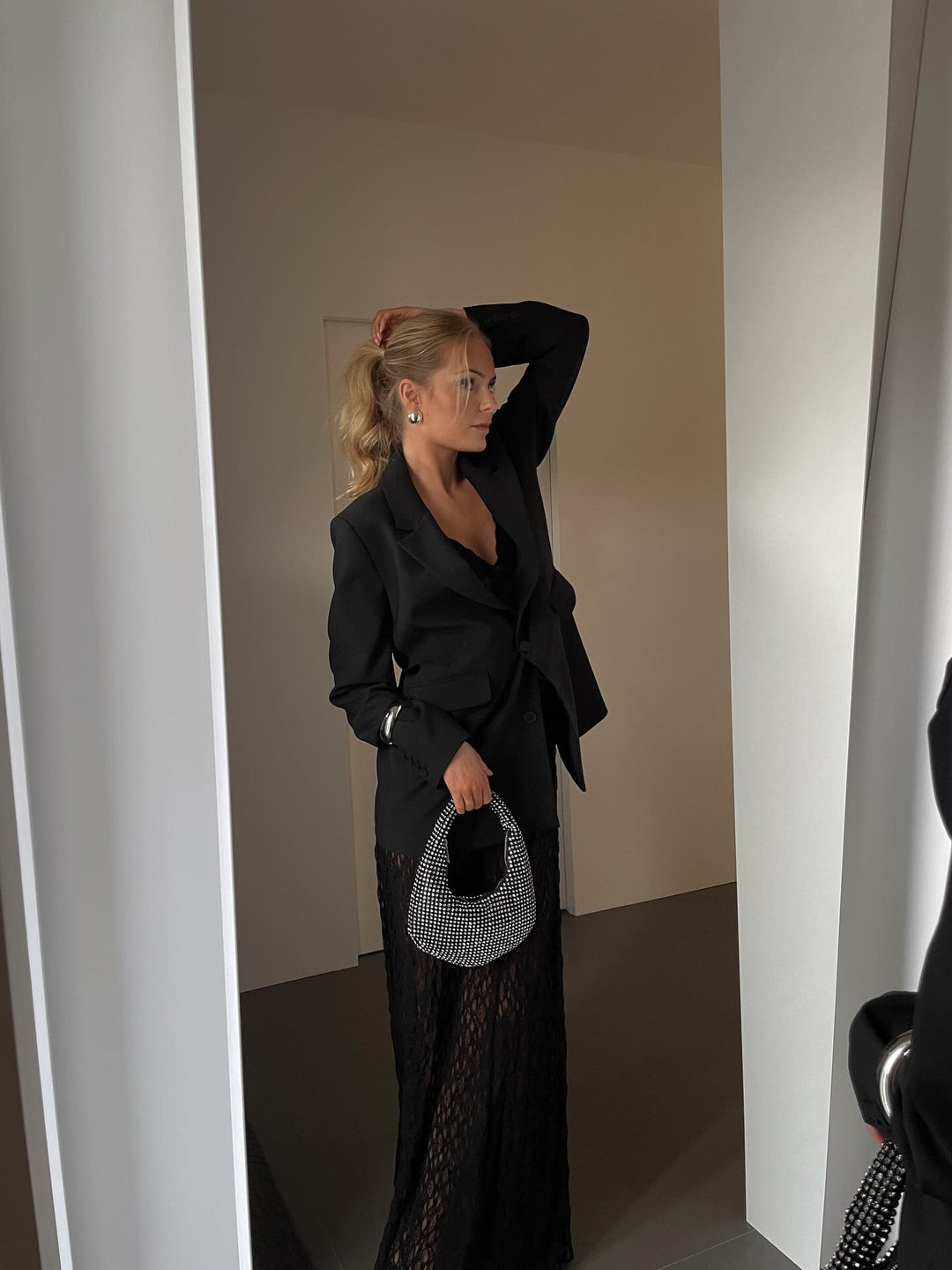 Brando: Black with a hint of glitter. ✨