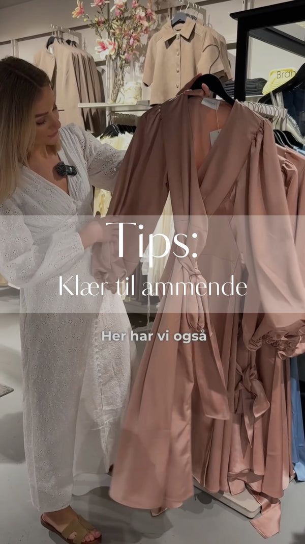 Brando: Maria tipser om klær til ammende👼🏼🍼

#brandono #mammaklær #omslag