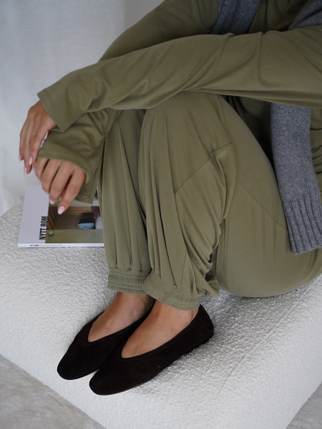 Brando: Ballerina for fall 🍂

Vi elsker disse semskede ballerinaskoene fra Steve Madden ✨🤎