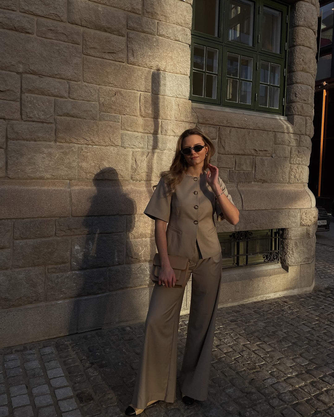 Brando: Klassisk, stilfullt og perfekt! Det beige settet vi alle har drømt om 🌟 #BeigePerfect