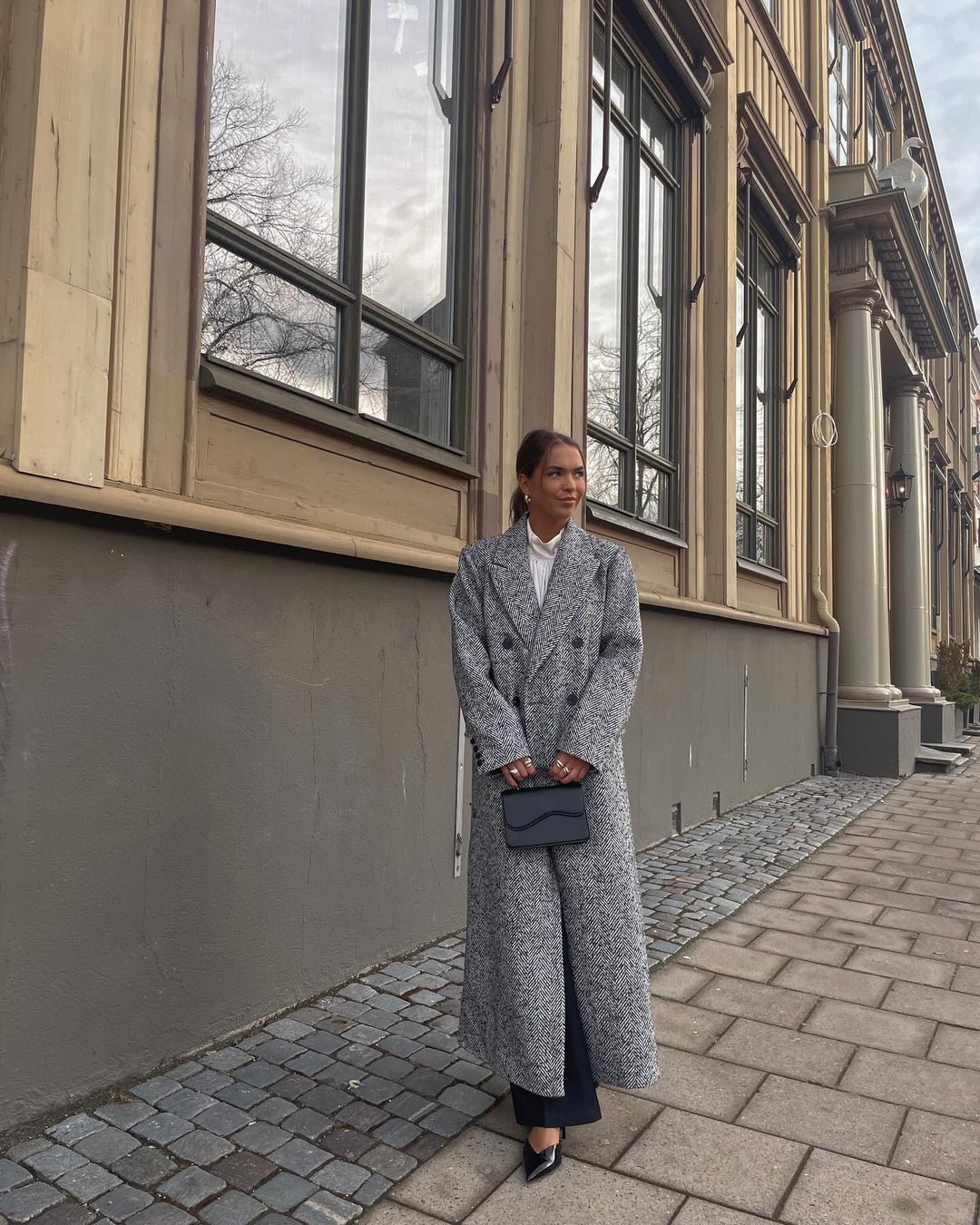 Brando: New in! 🔥 Den perfekte kåpen for kalde dager og stilige looks 🍂
