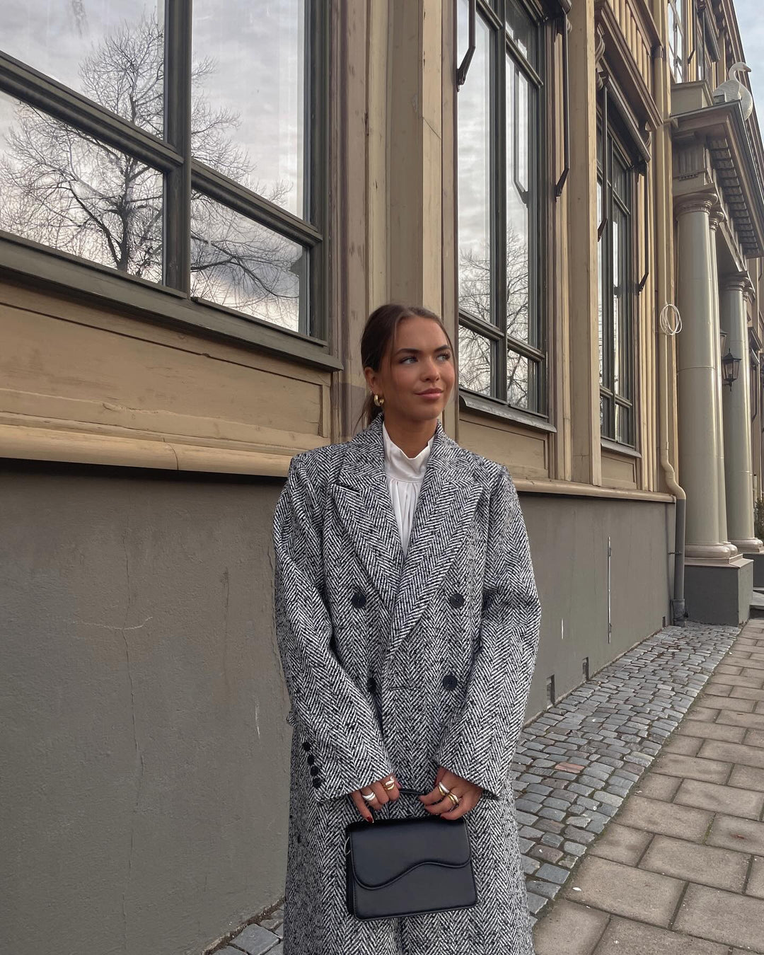 Brando: New in! 🔥 Den perfekte kåpen for kalde dager og stilige looks 🍂