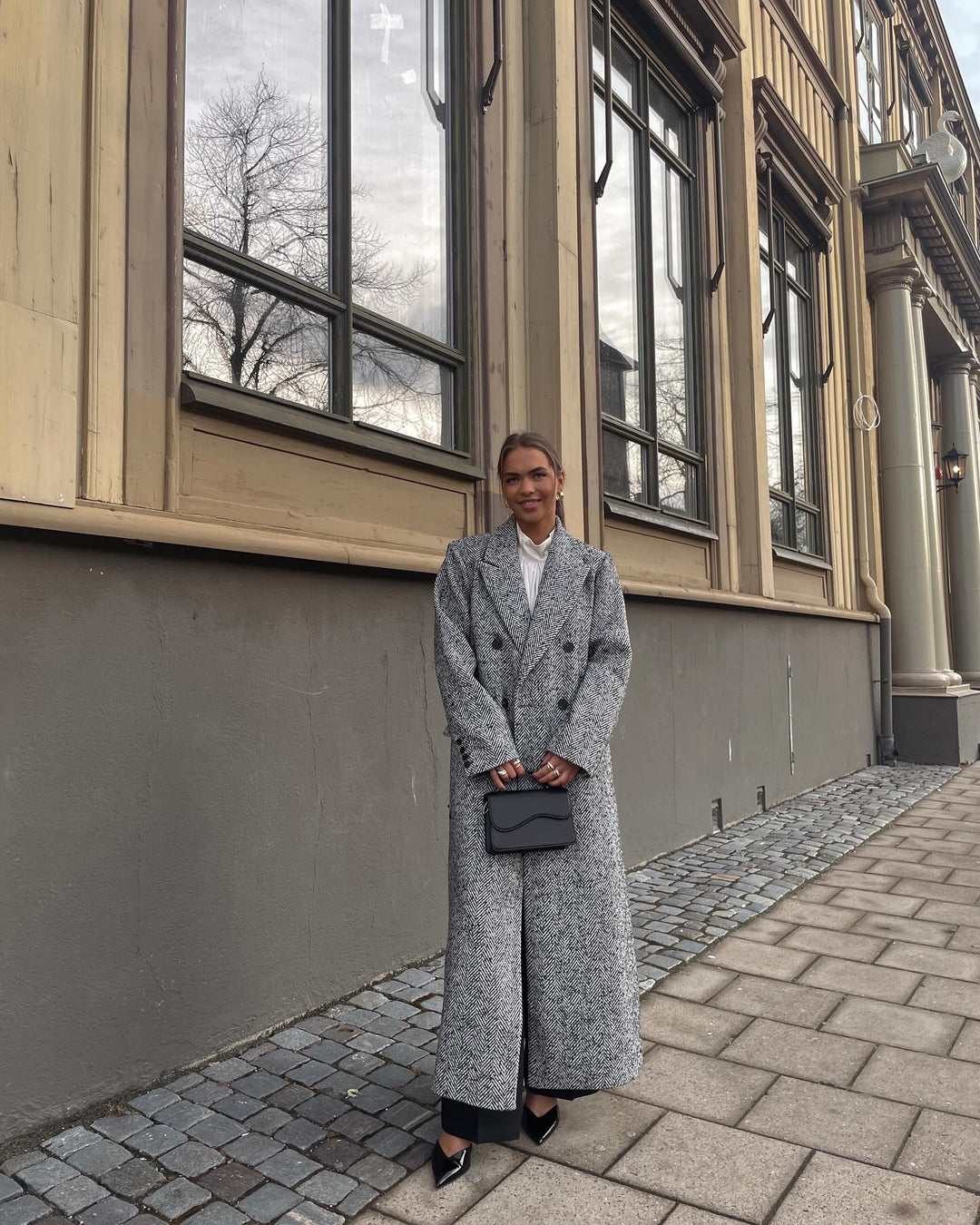 Brando: New in! 🔥 Den perfekte kåpen for kalde dager og stilige looks 🍂