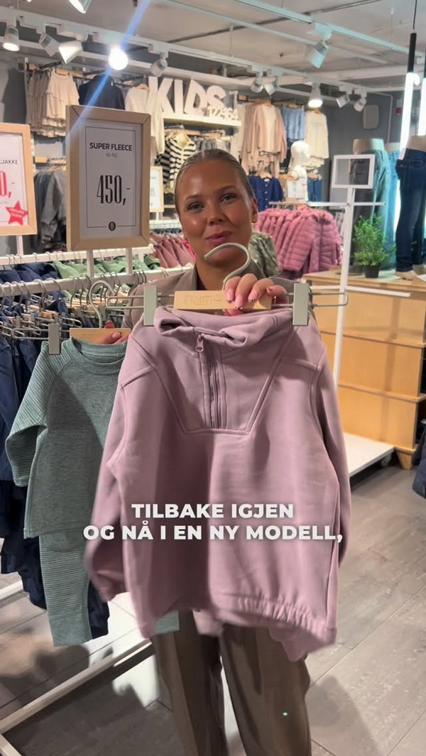 Brando Kids: Fjorårets bestselger er tilbake i ny modell! Både tykk og tynn fleece finner du hos oss☀️