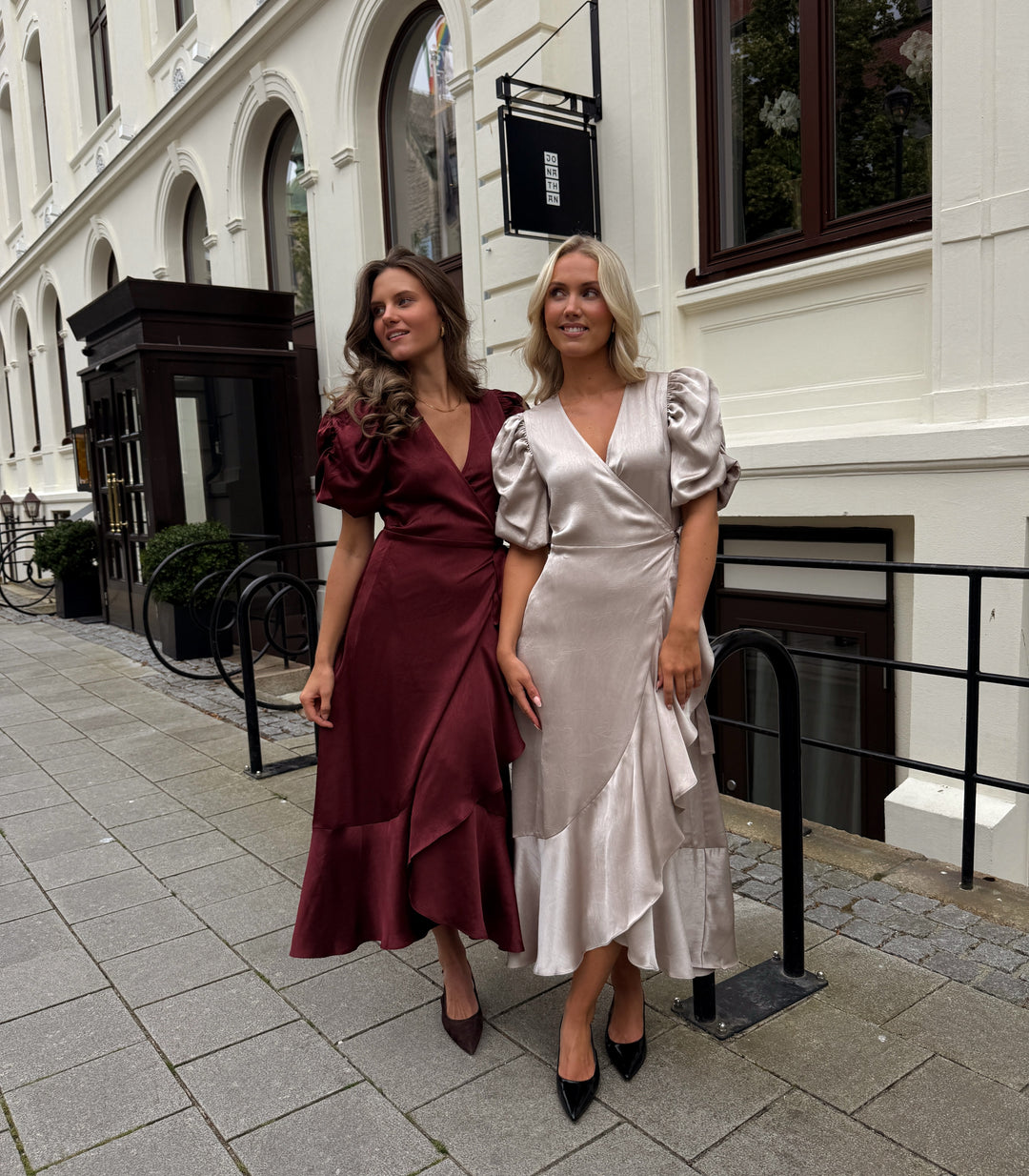 Brando: Sinda dress🥹✨

Bestselgeren har kommet inn i nye farger🤍

#bestselger #favoritedress #aview #trending #brandono