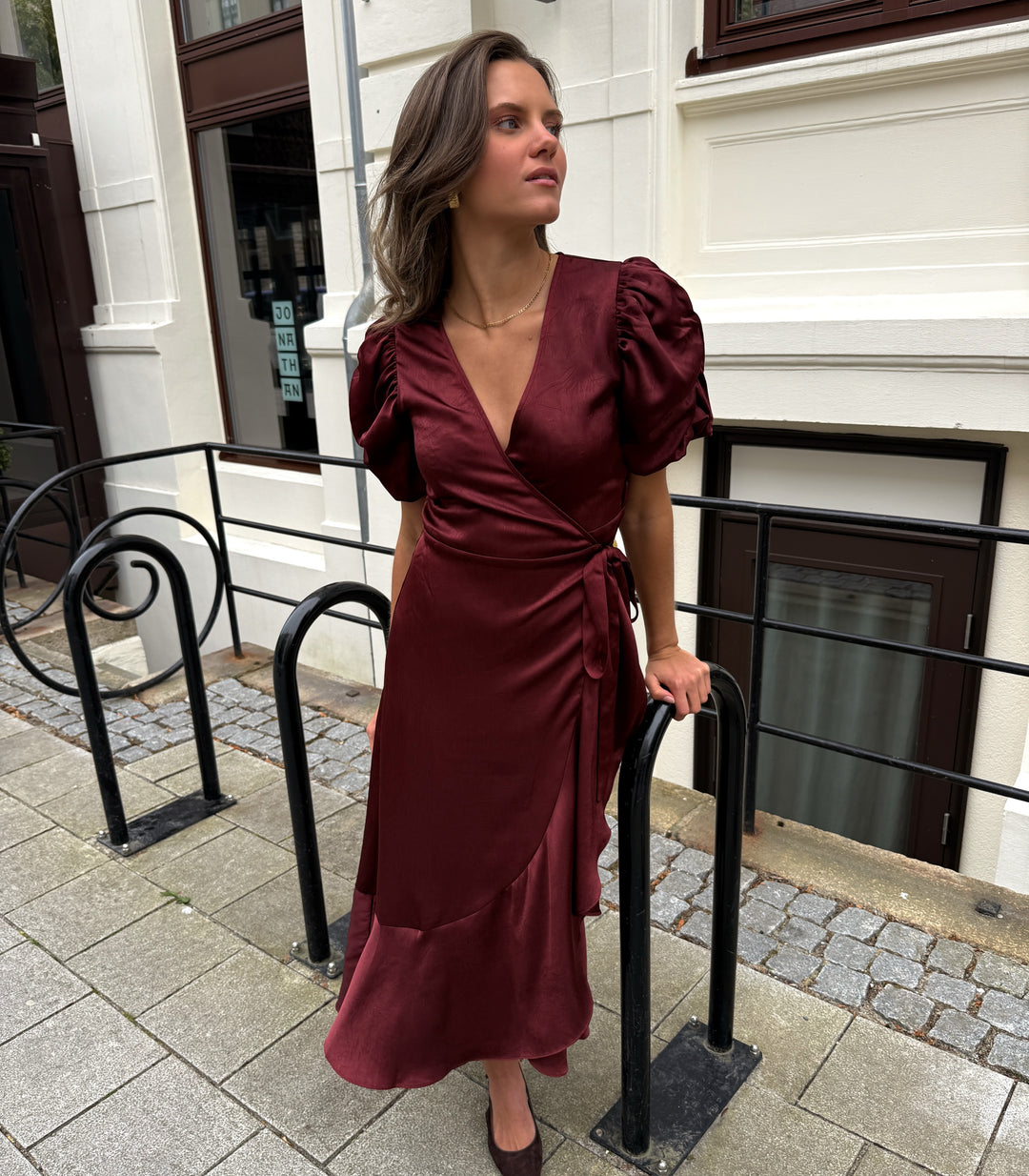 Brando: Sinda dress🥹✨

Bestselgeren har kommet inn i nye farger🤍

#bestselger #favoritedress #aview #trending #brandono
