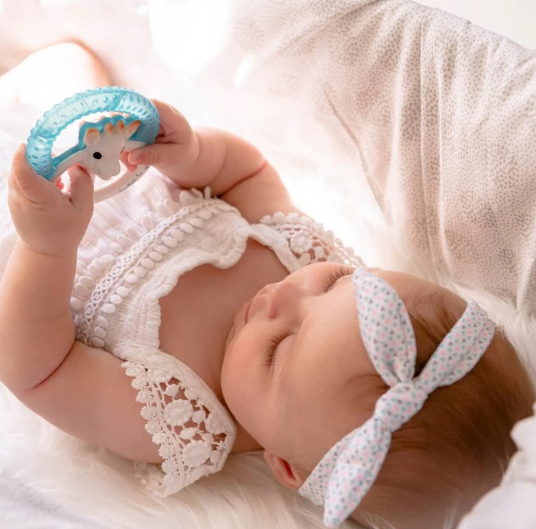 Brando Kids: 🦒✨Vi har fått påfyll og nyheter av de populære produktene fra Sophie la girafe!🥰 
Perfekt for små hender og ømme gomme